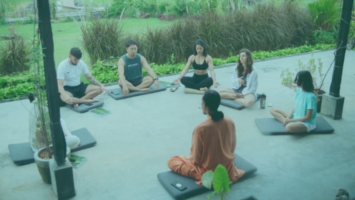 Santa Barbara Beach Yoga - Outdoor Classes \u0026 Events, image size:1200x675
