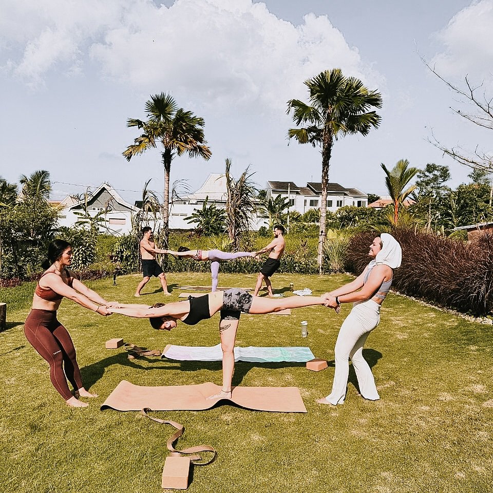 best yoga teacher training in bali indonesia